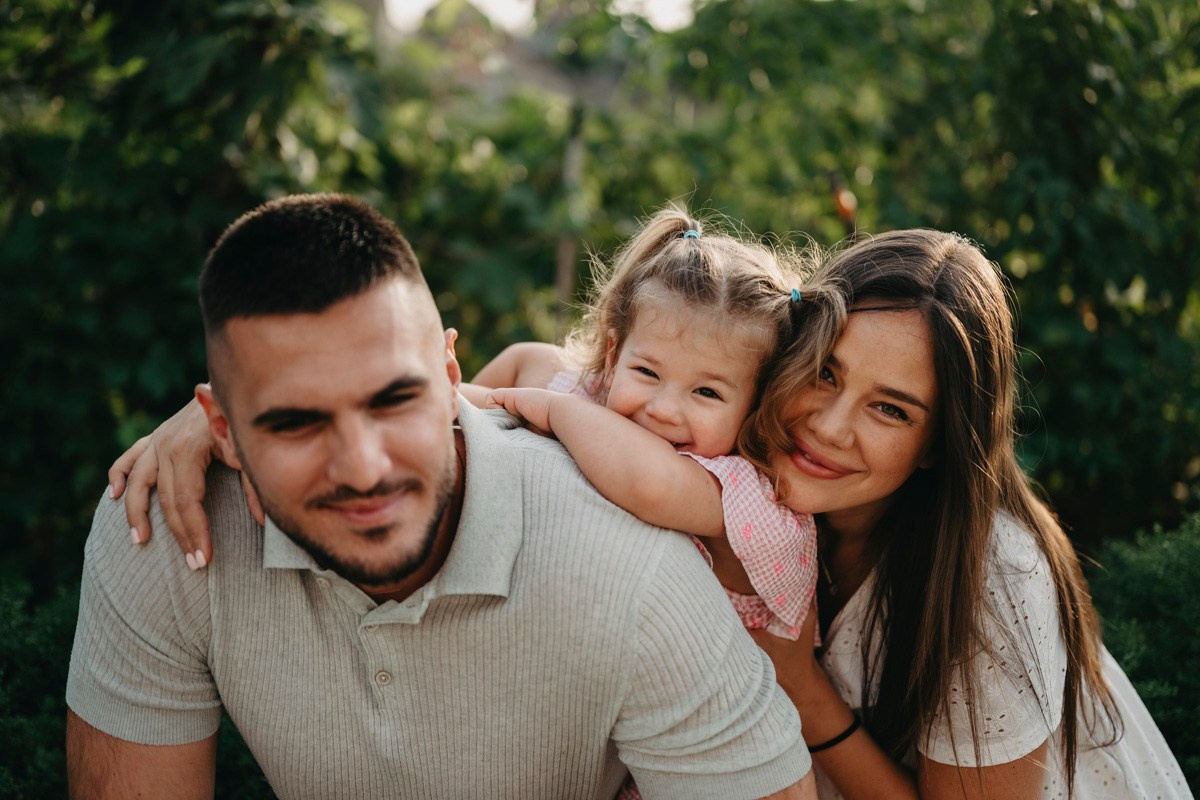 Jelena, Milos, Lena i Viktor / porodicno fotografisanje. Deciji i porodicni fotograf u Beogradu Oksana Skendzic