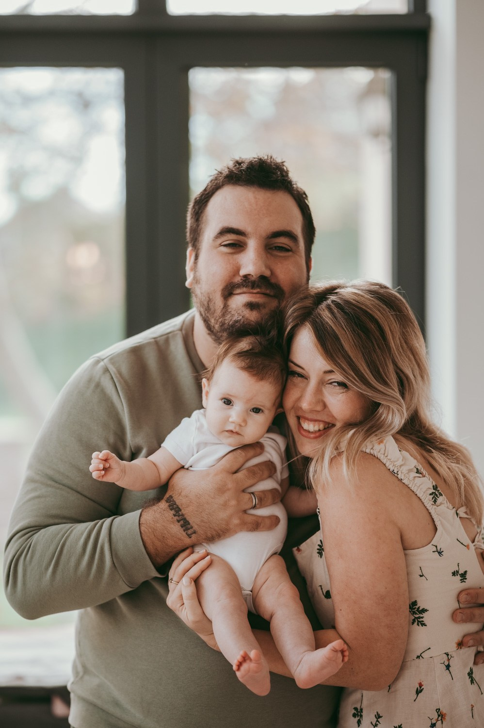 Ema, Tijana i Bojan. Deciji i porodicni fotograf u Beogradu Oksana Skendzic