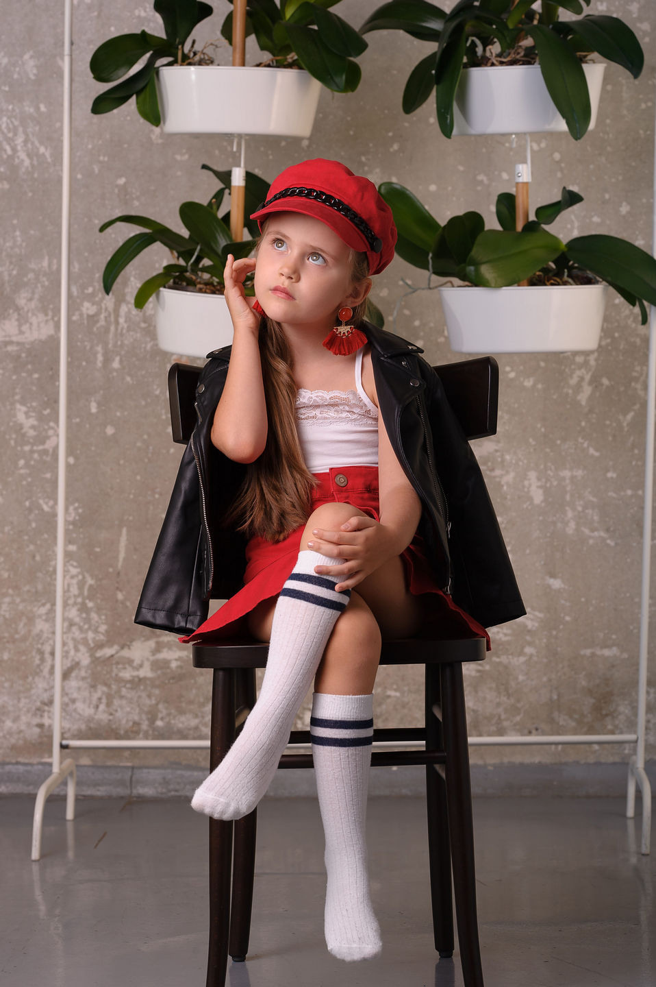 Студийный Портрет Даши в образе. Семейный фотограф в Кишинёве THOMAS SHTIFT