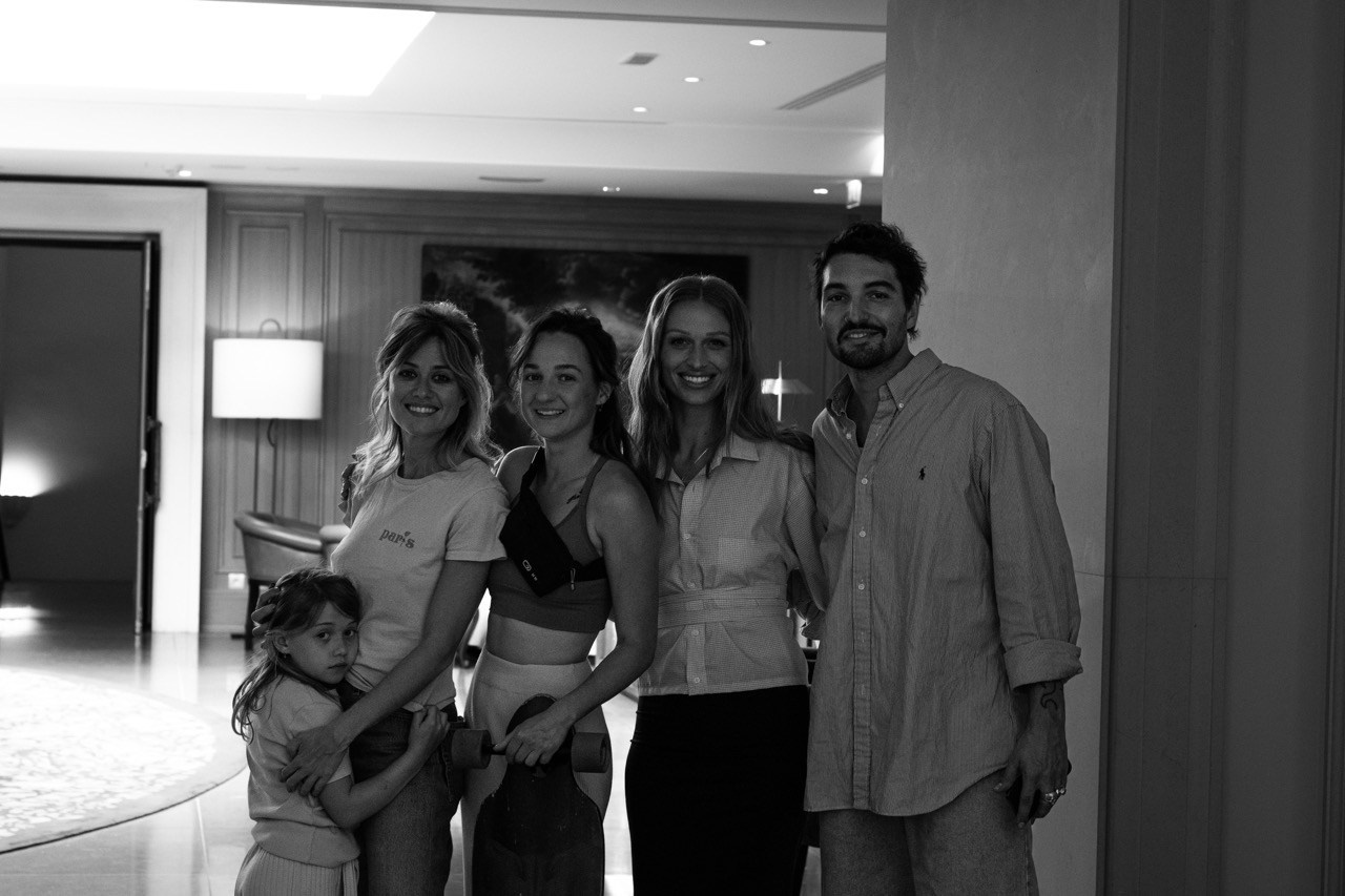 BACKSTAGE. Dana Lišková — Empathetic Photographer | Introspective Artist |Neurodivergent Coach | Founder of Artepy.cz