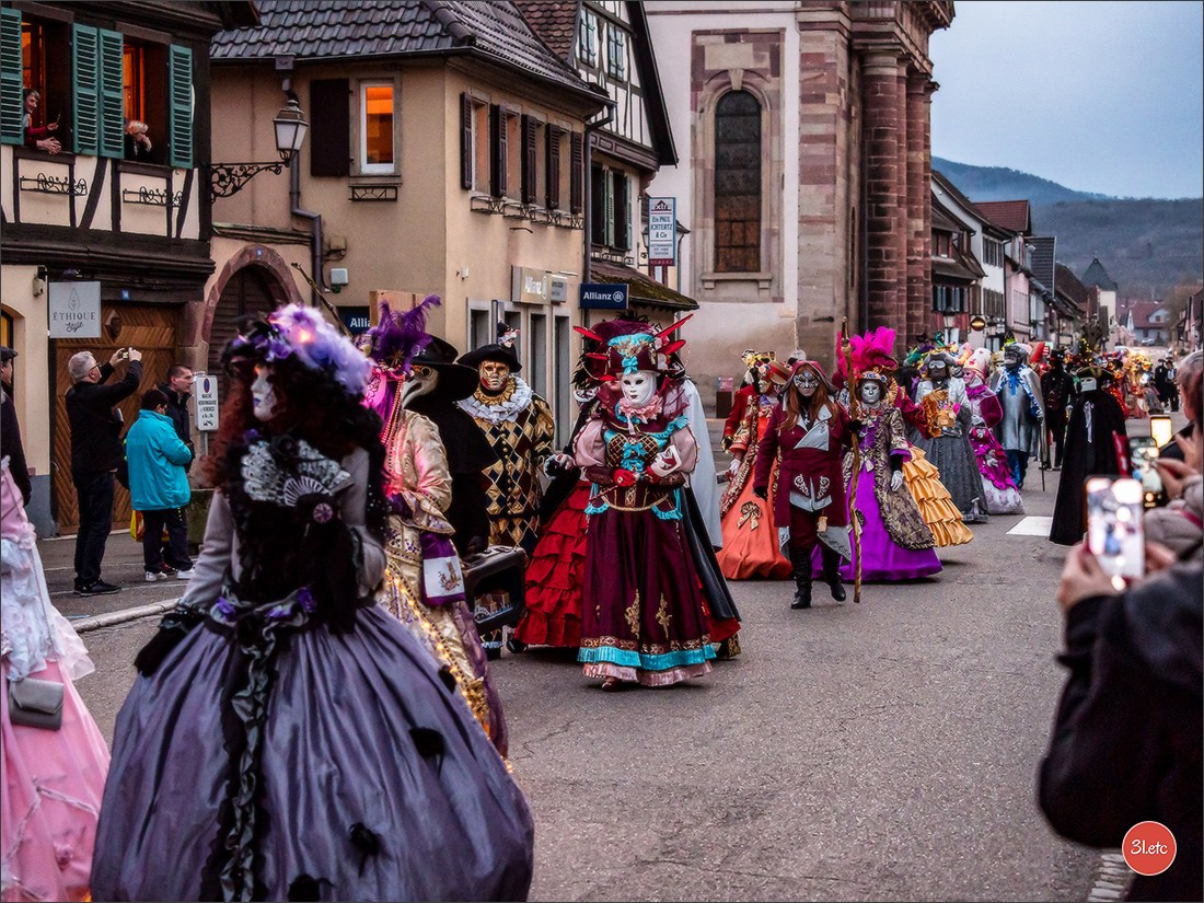 Carnaval venitien de Rosheim 2024. Photographe à Strasbourg | Portraits, Studio, Enfants, Événements