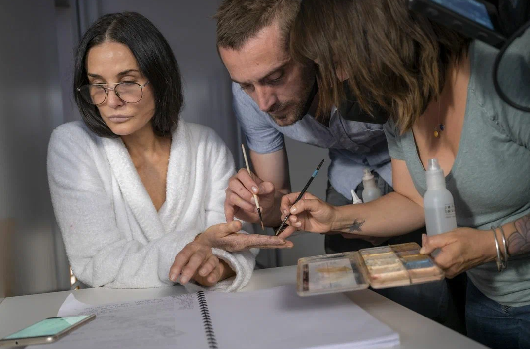 CAFE DEL PHOTO #90 «Субстанция». Școala de fotografie lui Roman Ribaliov. Orașul Chișinău, Moldova