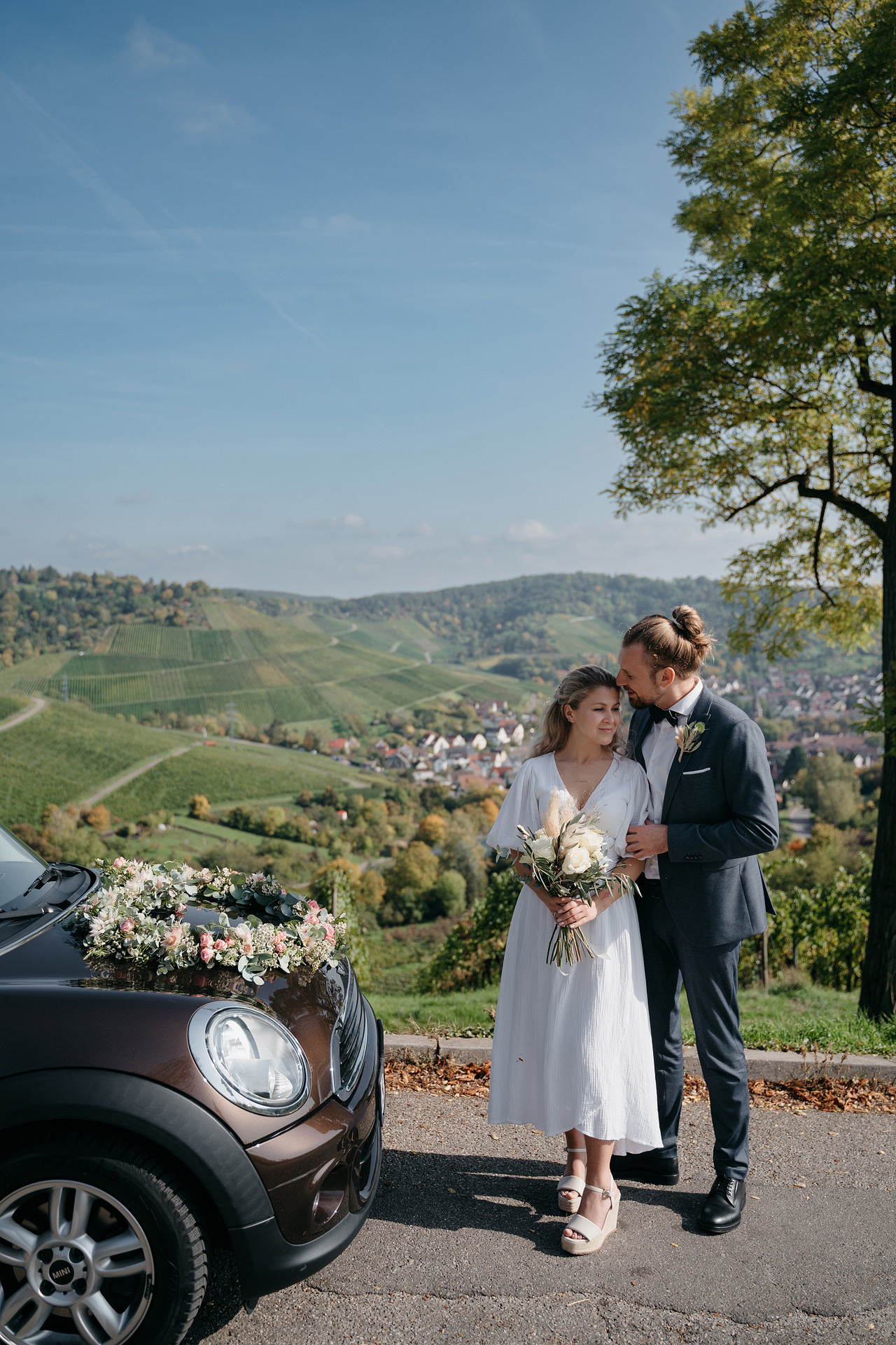 Wedding photoshoot in Stuttgart. Grabkapelle auf dem Württemberg. Wedding photograper — Alex Popov photography Germany, Switzerland, Italy, France. Based in Stuttgart