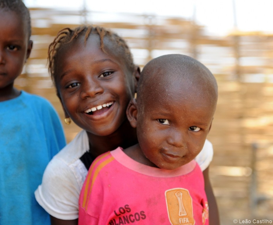 Photos of volunteer work at Senegal. Simbahalu