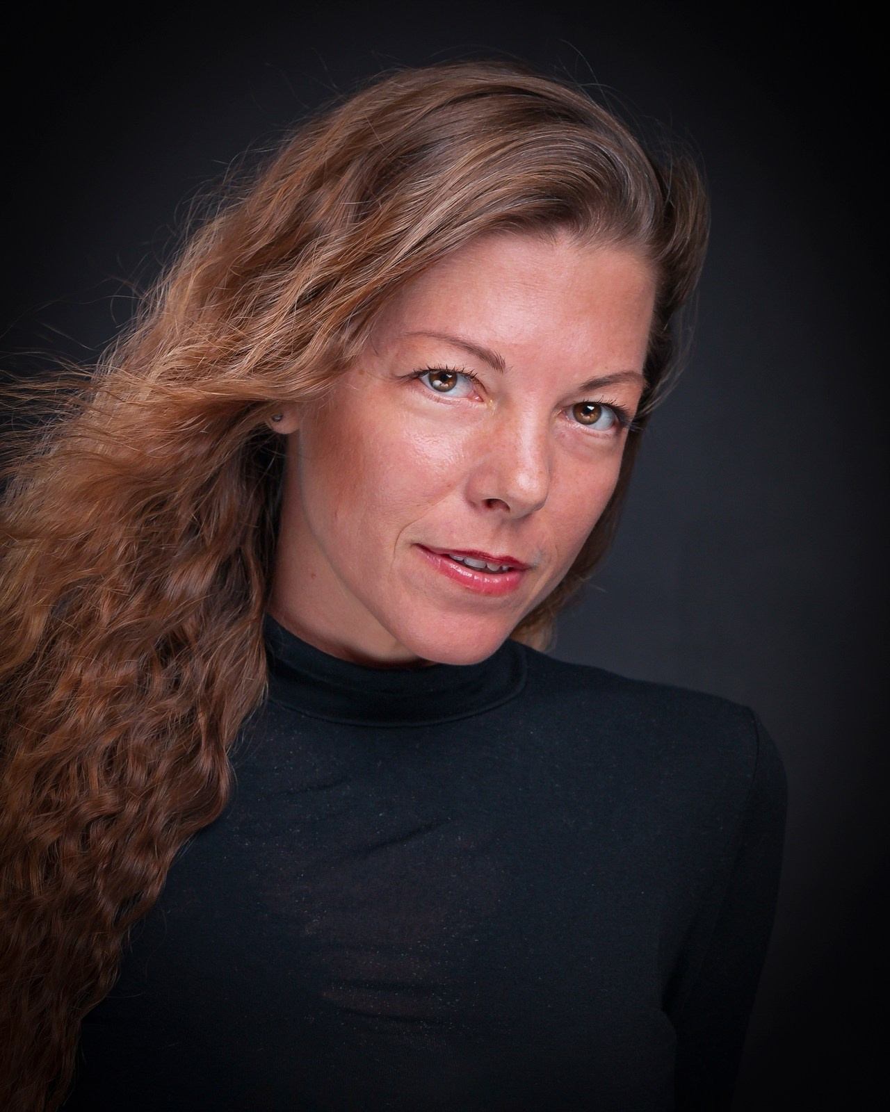 Мнения за фотограф Светлана Кънева. Фотограф Бургас. Фотосесии в студио и на открито, портрети, заснемане