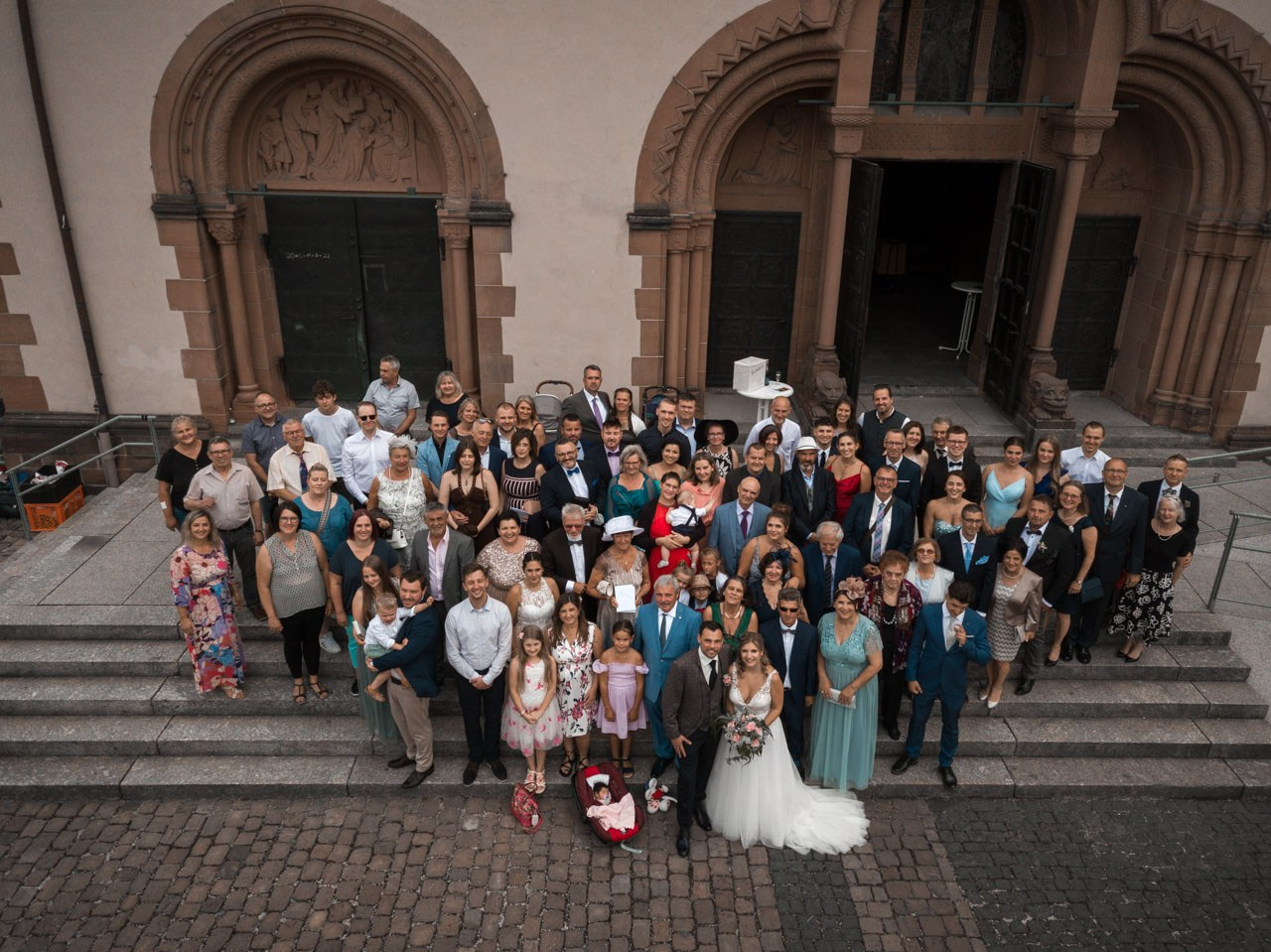 Kirchliche Hochzeit Rheinterrassen Karlsruhe – Noelia & Timo | Hochzeitsfotograf & Videograf