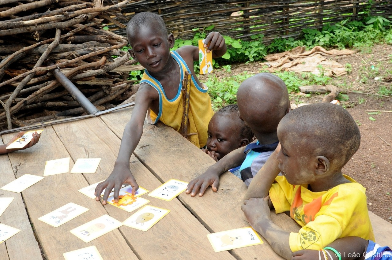 Photos of volunteer work at Senegal. Simbahalu