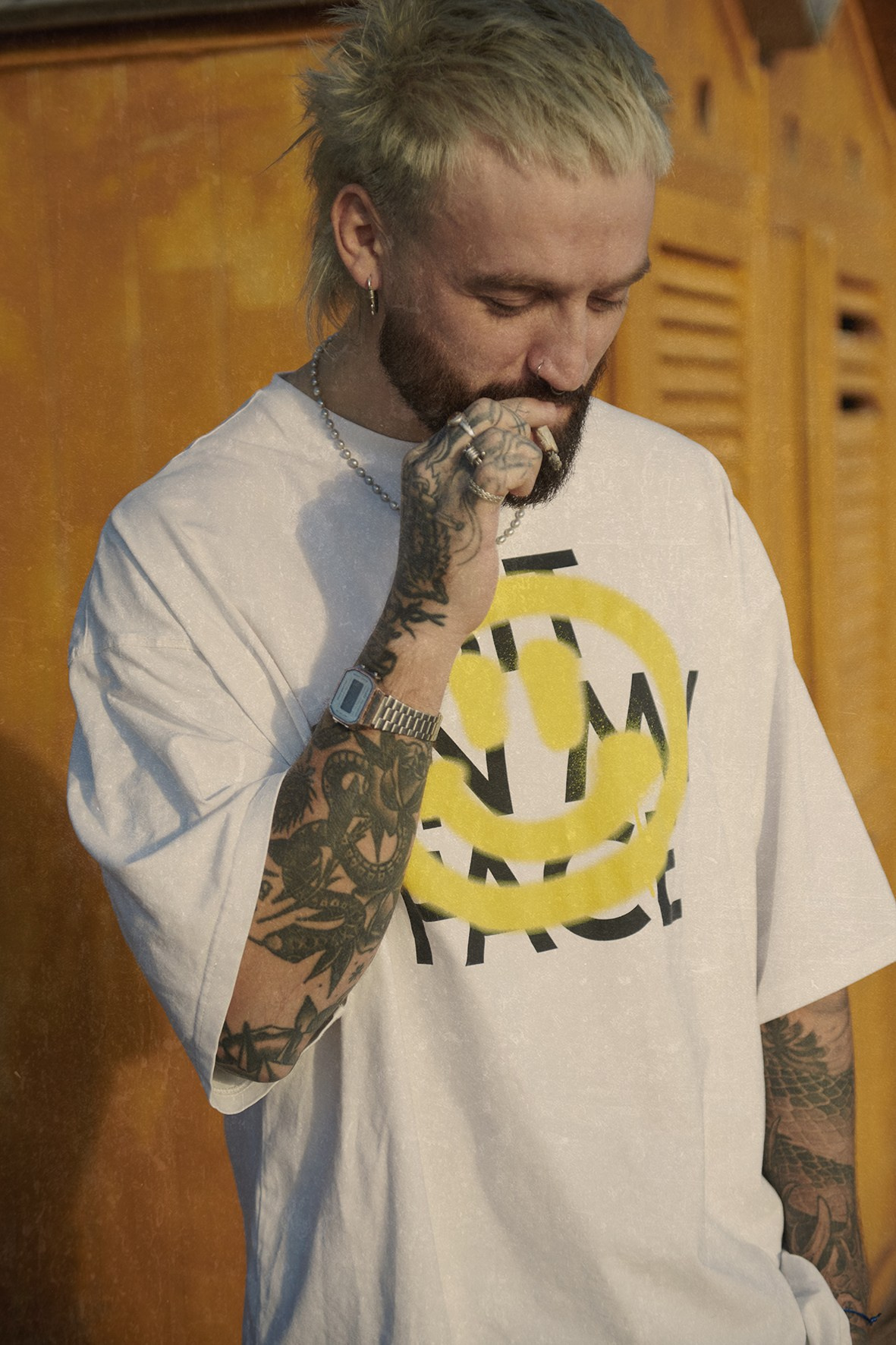 ALENA & DEN. Minimalist brand photographer & videographer | Raw sincerity. Pure Form