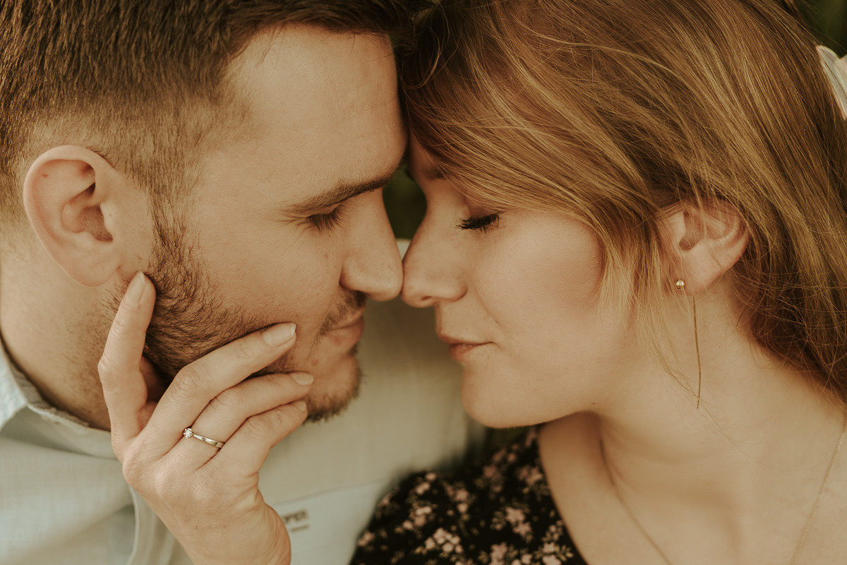 Sesja narzeczeńska Ani i Jaśka. Karkowskafoto - fotografia miłości