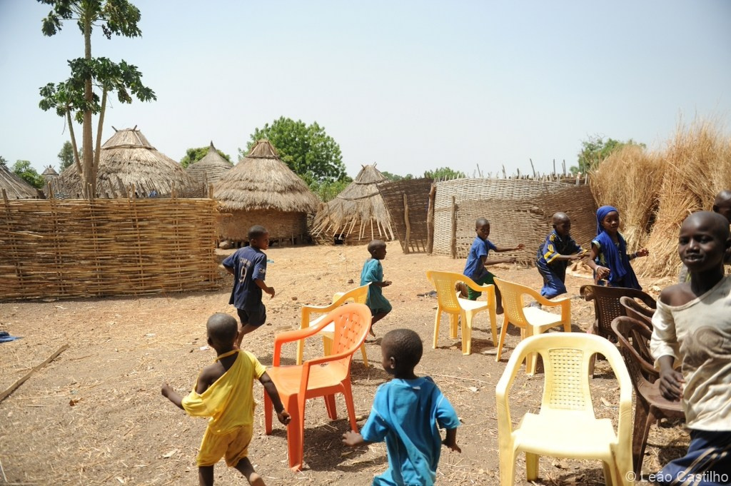 Photos of volunteer work at Senegal. Simbahalu