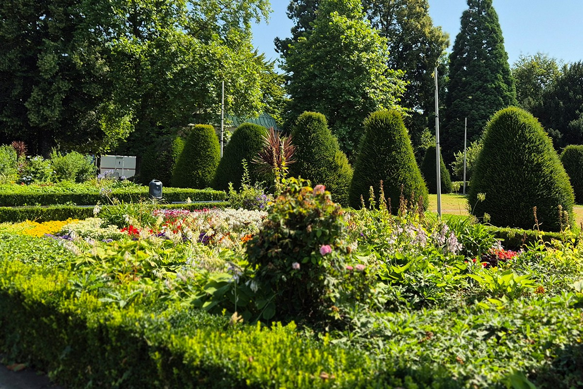 Фридрихсхафен. Elina Reisen. Туристическое агентство в Аугсбурге