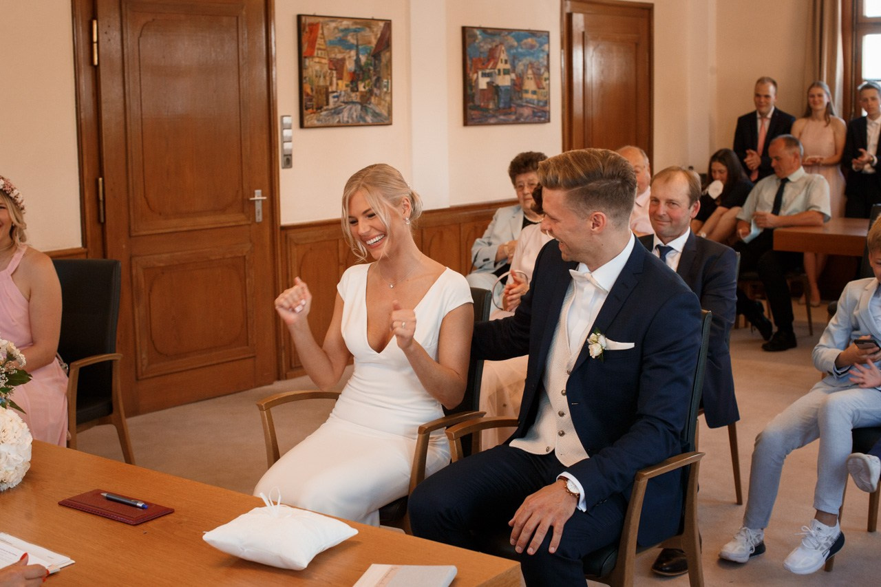 Standesamt Stuttgart | Hochzeitsfotograf & Videograf