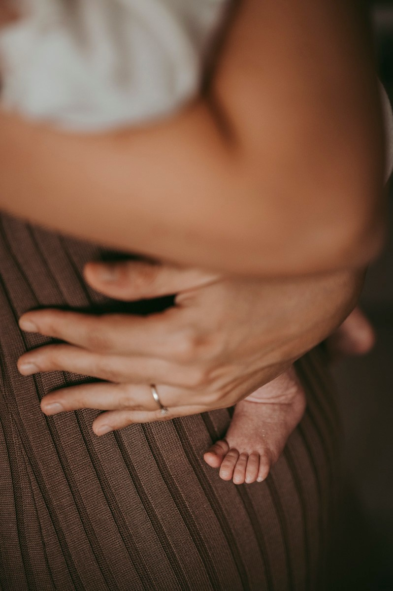 Dijana, Relja i Teo / porodicno fotografisanje napolju. Deciji i porodicni fotograf u Beogradu Oksana Skendzic