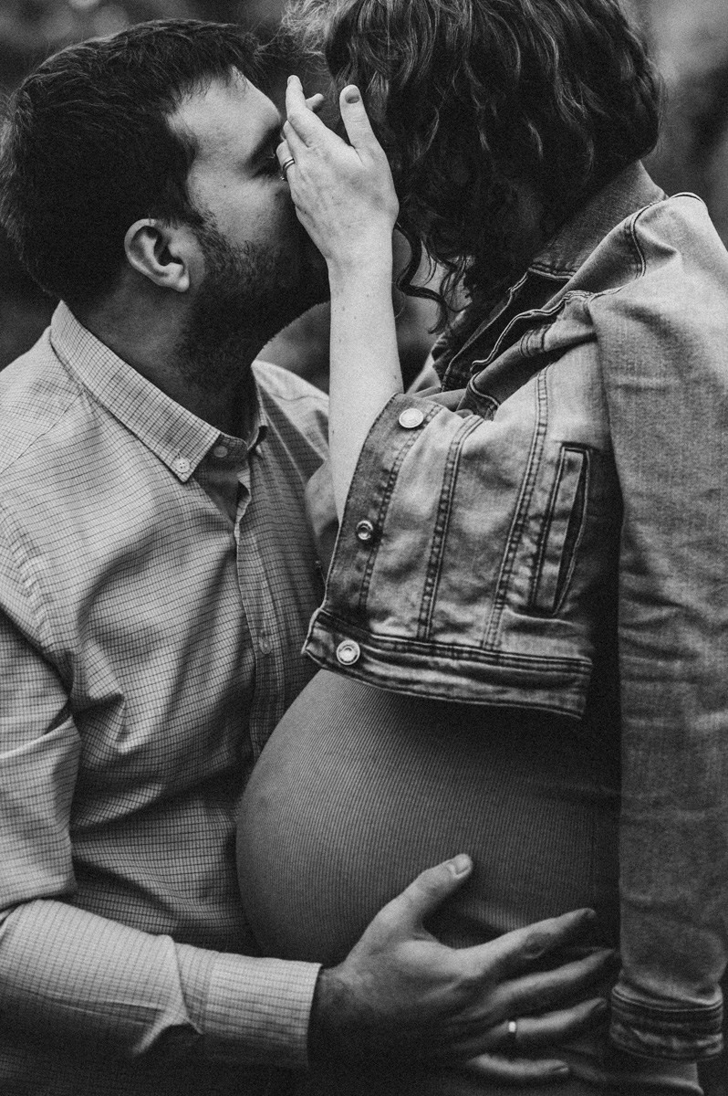 fotografisanje trudnica beograd, fotografisanje trudnoce novi sad, priprema za porodjaj, porodjaj beograd, porodjaj novi sad, nega u trudnoci,  psihofizicka priprema trudnica, decija soba, prve dane sa bebom, mama i beba