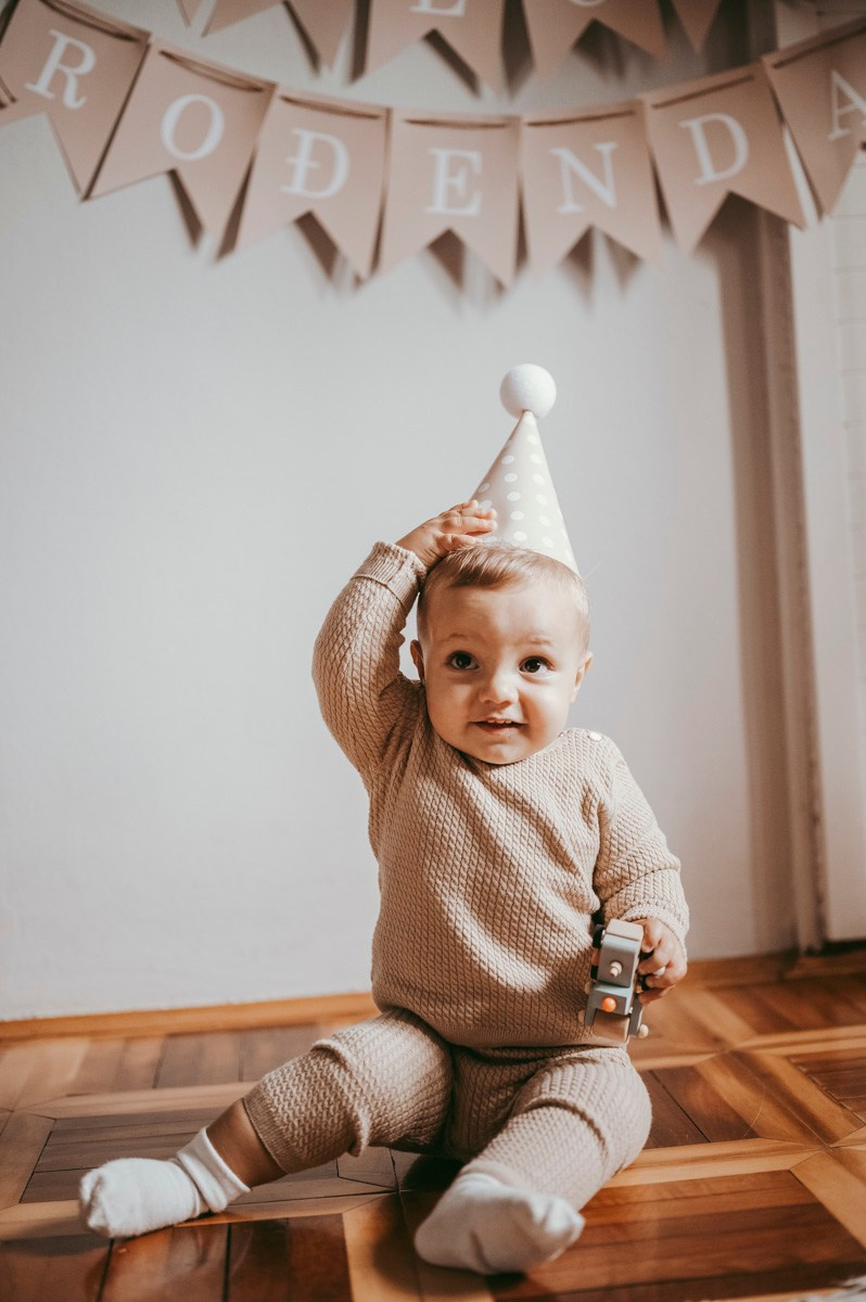 Dijana, Relja i Teo / porodicno fotografisanje napolju. Deciji i porodicni fotograf u Beogradu Oksana Skendzic