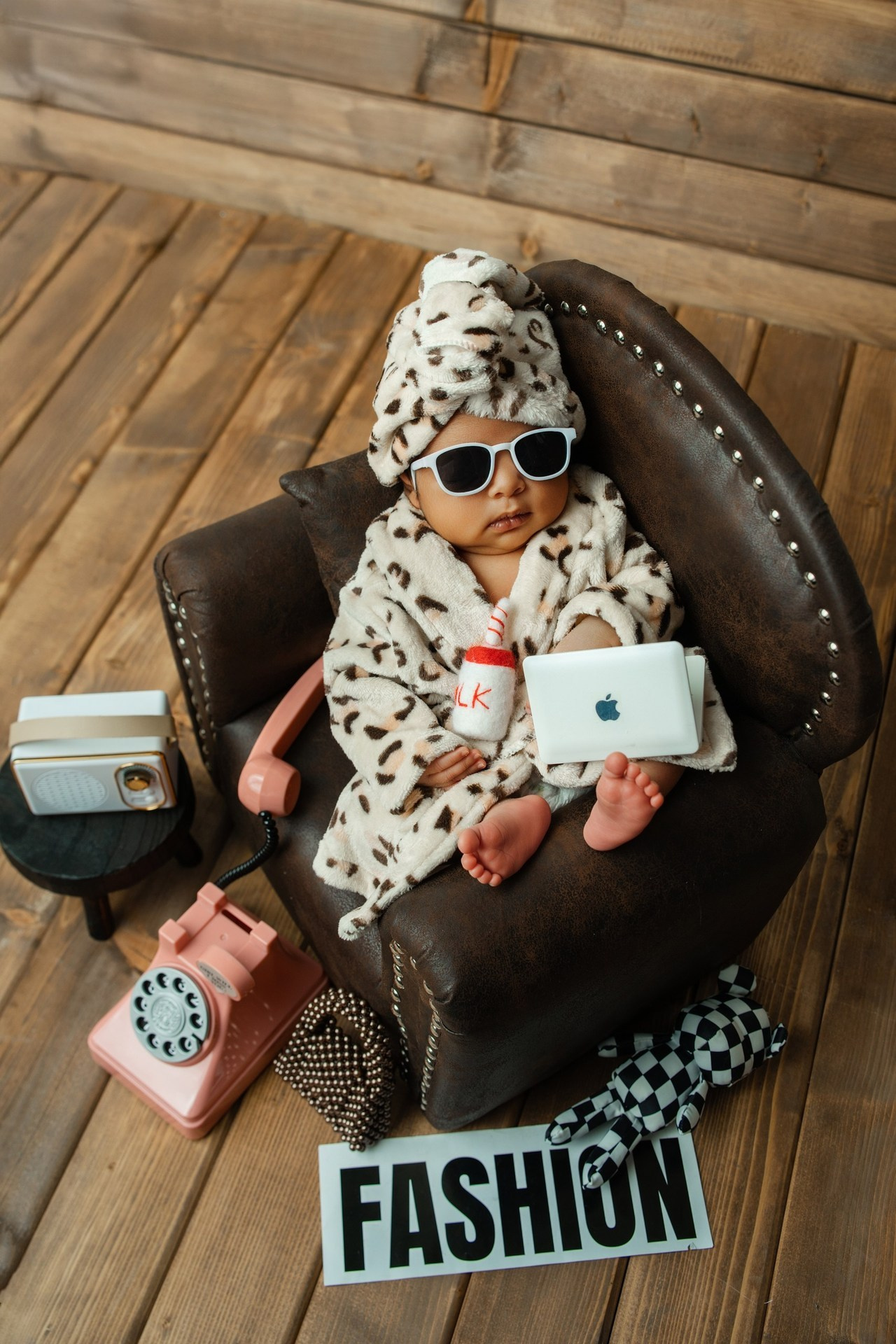 Feedback. Photographer in Paris