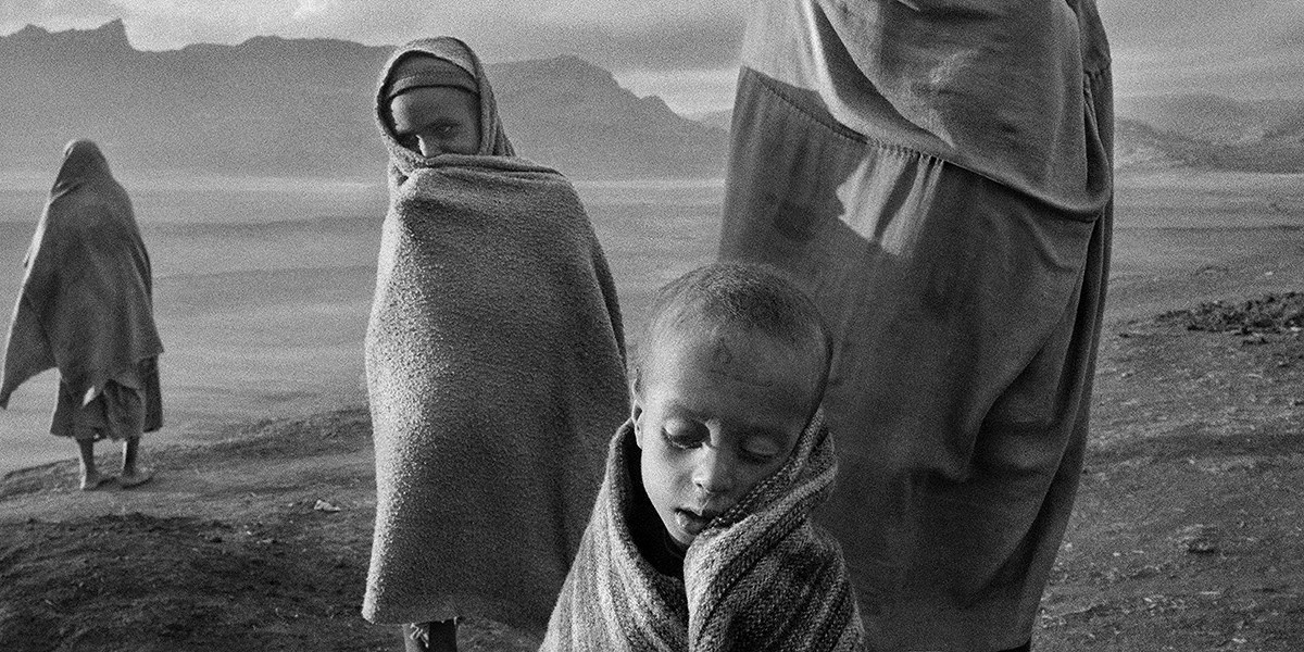 CAFE DEL PHOTO #91 «Соль Земли». Памяти Сальгадо. Școala de fotografie lui Roman Ribaliov. Orașul Chișinău, Moldova