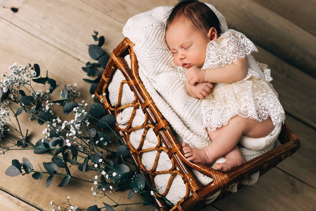 Babyfotoshooting in meinem Studio in Ganderkesee mit Eukalyptus 