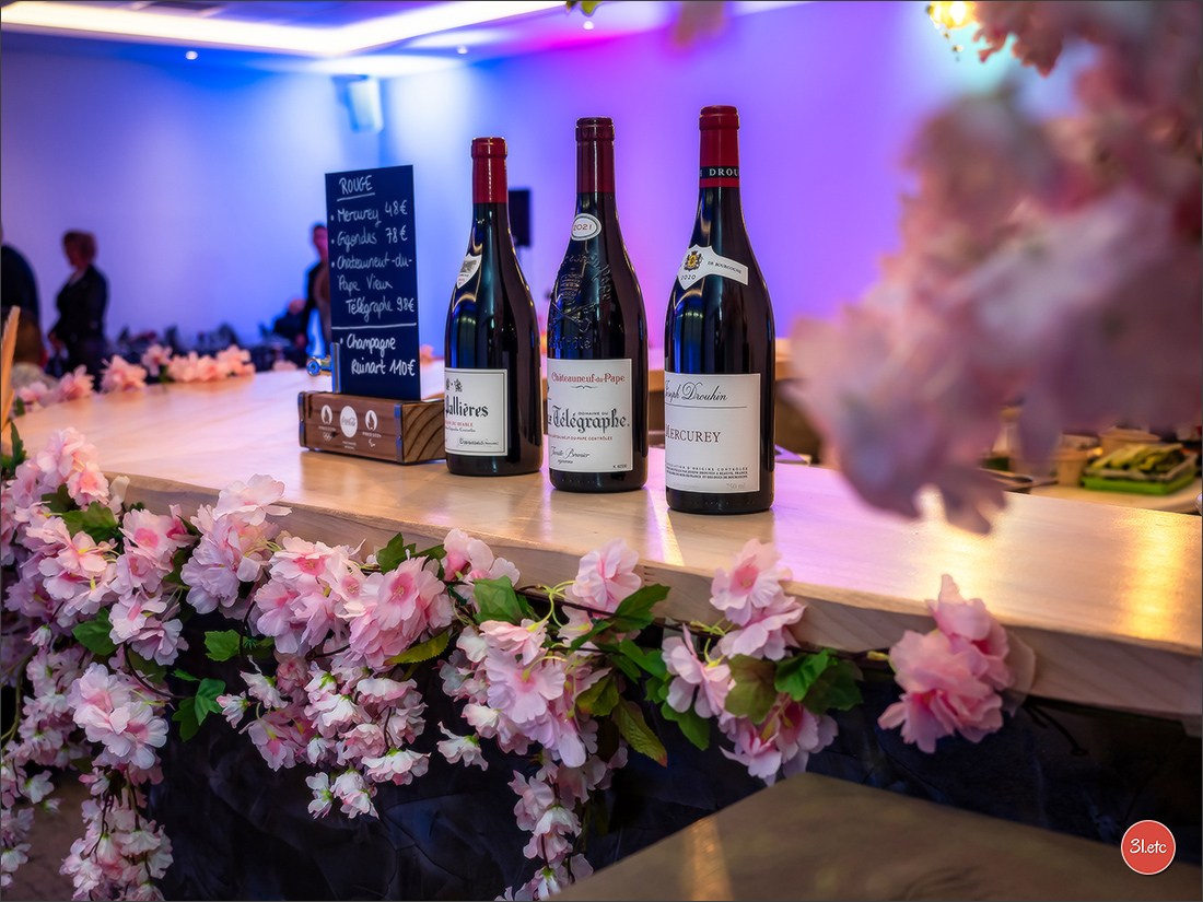 Ням-ням в ресторане Manicook Marché et Restaurant Asiatique. Photographe à Strasbourg | Portraits, Studio, Enfants, Événements