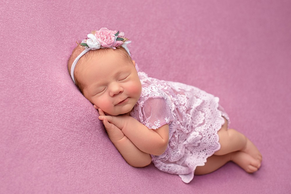 Sesja noworodkowa dla dziewczynki w Trójmieście - Natalia Lucko