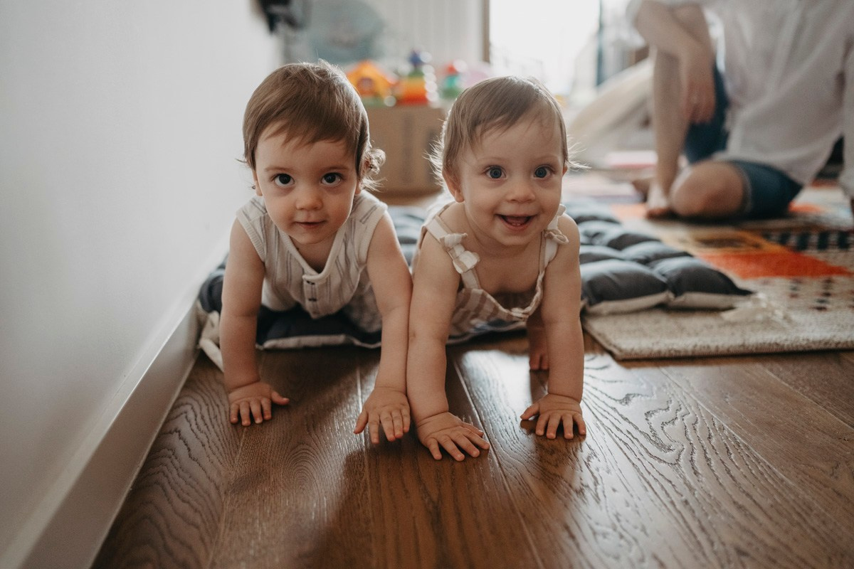 Dunjin i Vukanov 1. rodjendan / fotografisanje kod kuce. Deciji i porodicni fotograf u Beogradu Oksana Skendzic