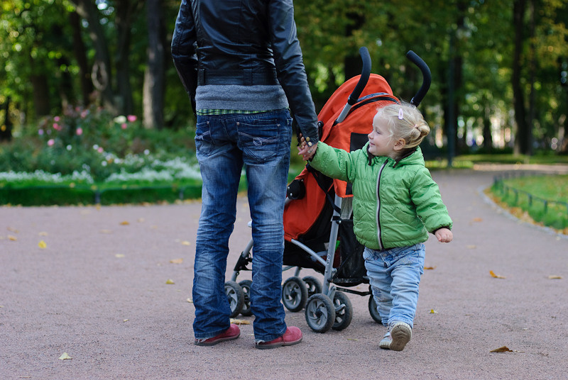 Про Яну и Катю в Михайловском саду. Виктория Дини. Арт-фотография