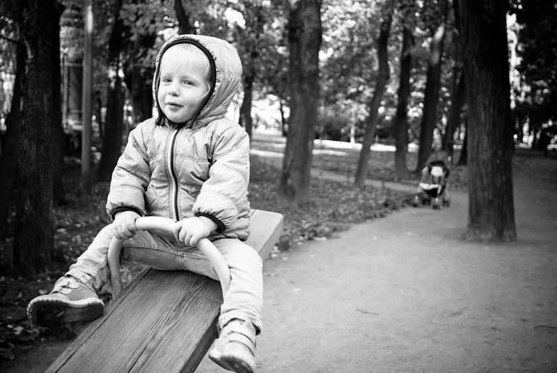 Про Яну и Катю в Михайловском саду. Виктория Дини. Арт-фотография