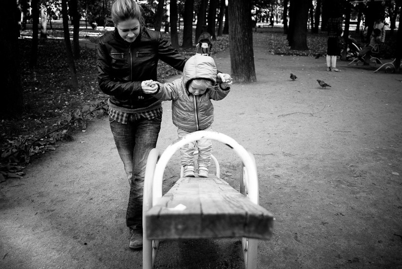 Про Яну и Катю в Михайловском саду. Виктория Дини. Арт-фотография