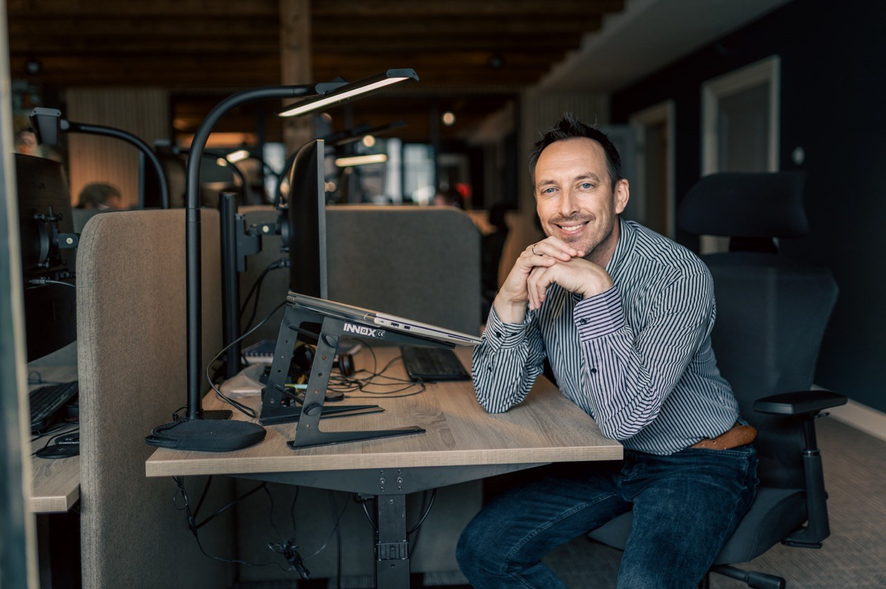 Dana Lišková - Portrétní a brandová fotografka Praha - Byznys portrét Praha - Brandové foto praha - Byznys a korporátní portrét Praha - Firemní focení Praha