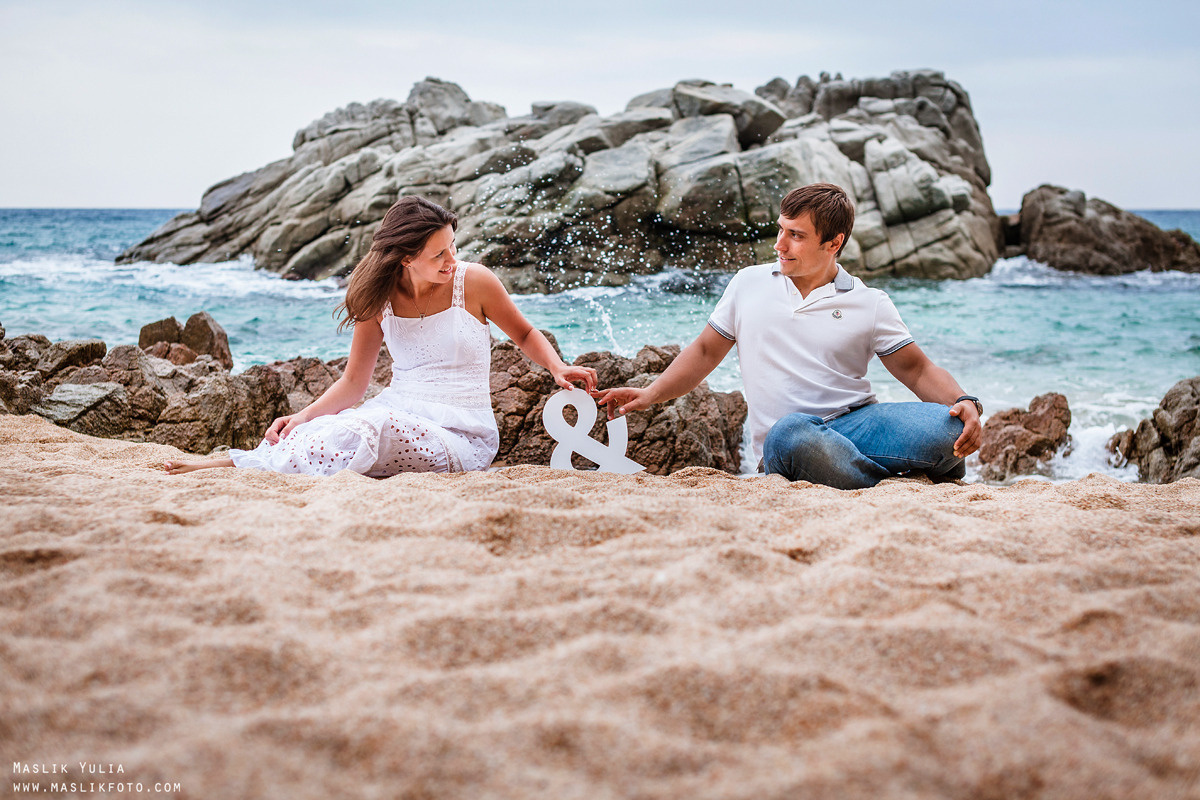 Sea photo session in Tossa de Mar. Photographer in Barcelona Spain Maslik Yulia
