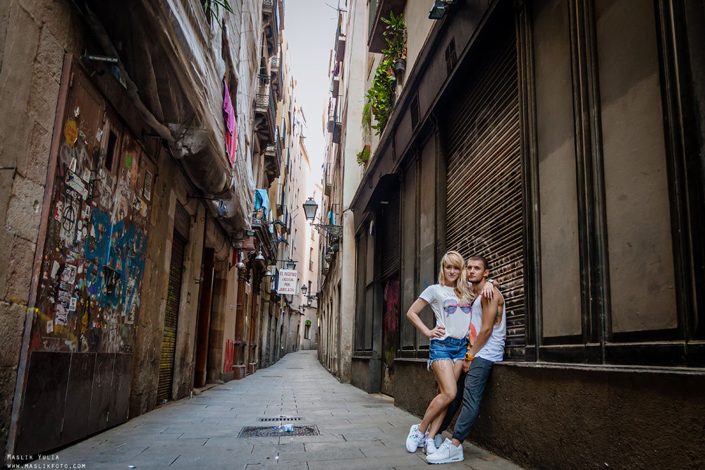 Динамичная фотосессия в Барселоне. Фотограф в Барселоне Испании Маслик Юлия