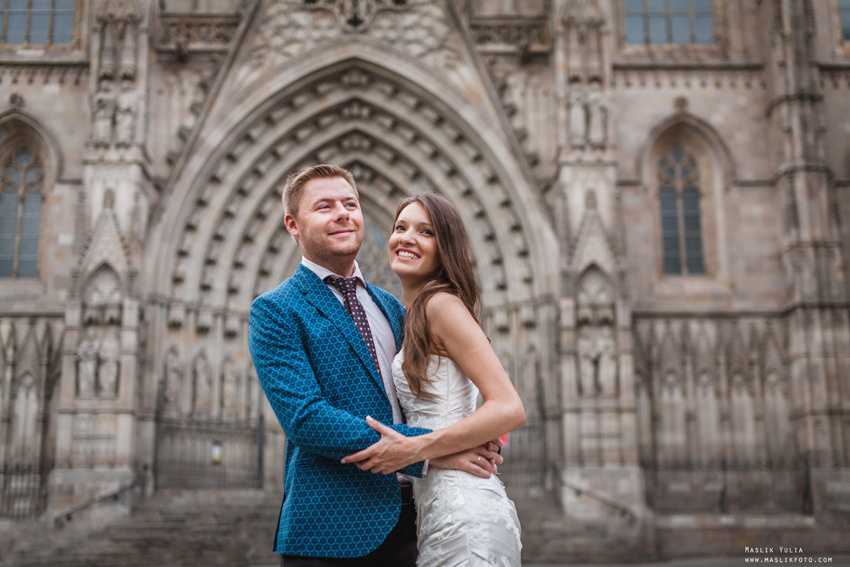 Свадебная фотосессия в Барселоне в парке Лабиринт. Фотограф в Барселоне Испании Маслик Юлия