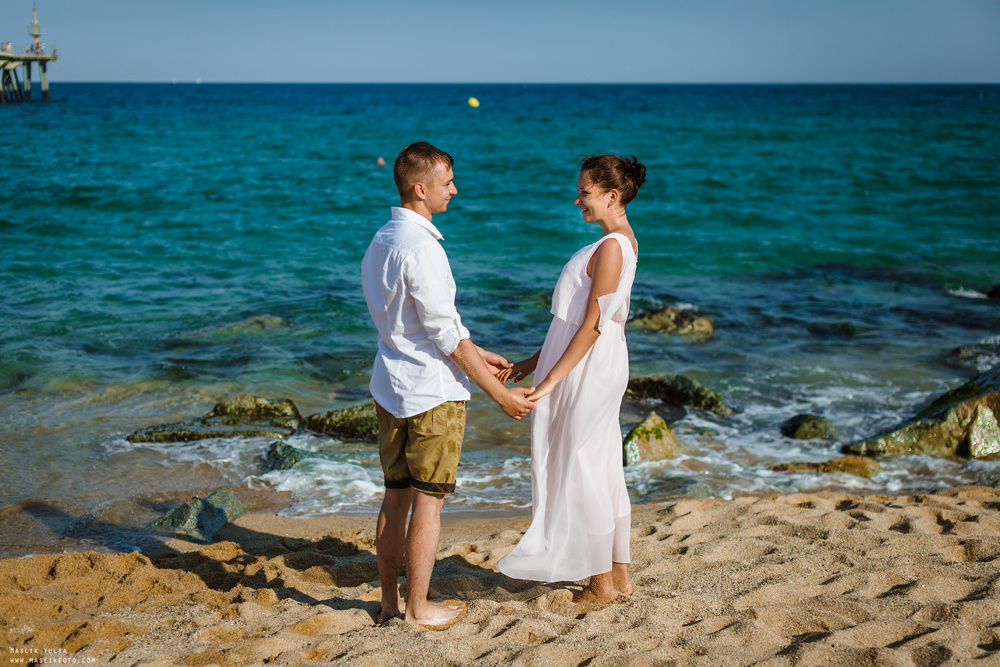 Summer photo shoot in Barcelona. Photographer in Barcelona Spain Maslik Yulia