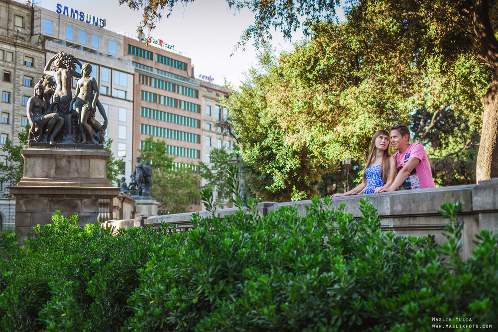 Paseo matutino de barcelona. Fotógrafo en Barcelona  Maslik Yulia