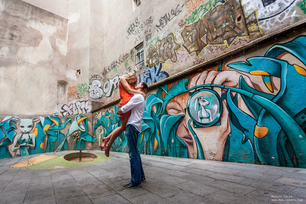 Pierwsza wspólna sesja zdjęciowa w Barcelonie. Fotograf w Barcelonie Hiszpanii Maslik Yulia