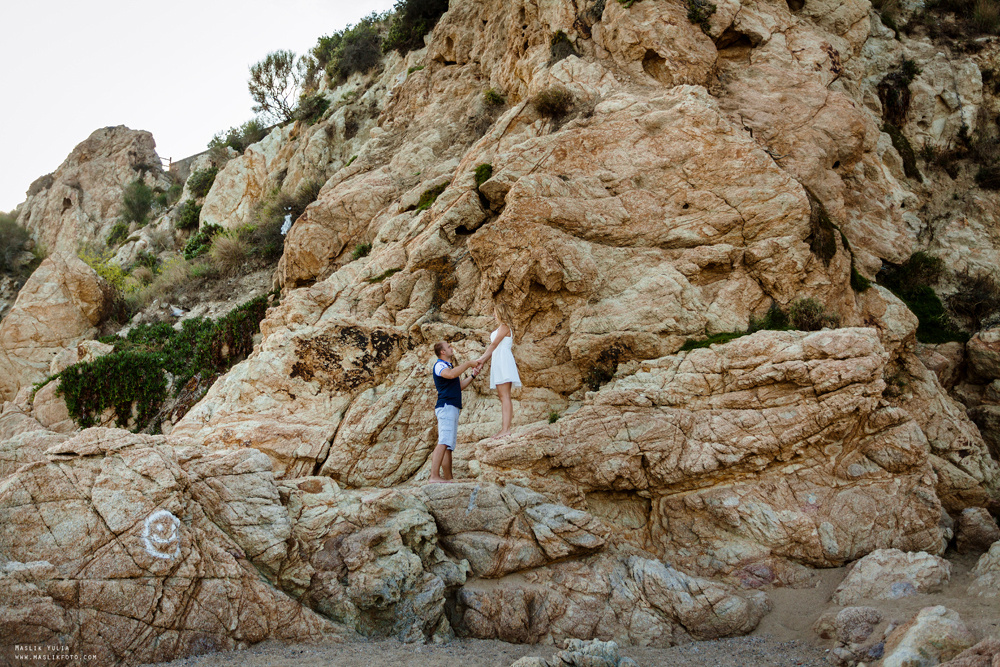 Przyjemna sesja zdjęciowa w Barcelonie. Fotograf w Barcelonie Hiszpanii Maslik Yulia