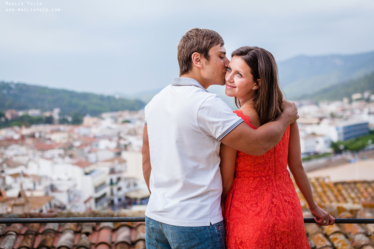 Sea photo session in Tossa de Mar. Photographer in Barcelona Spain Maslik Yulia