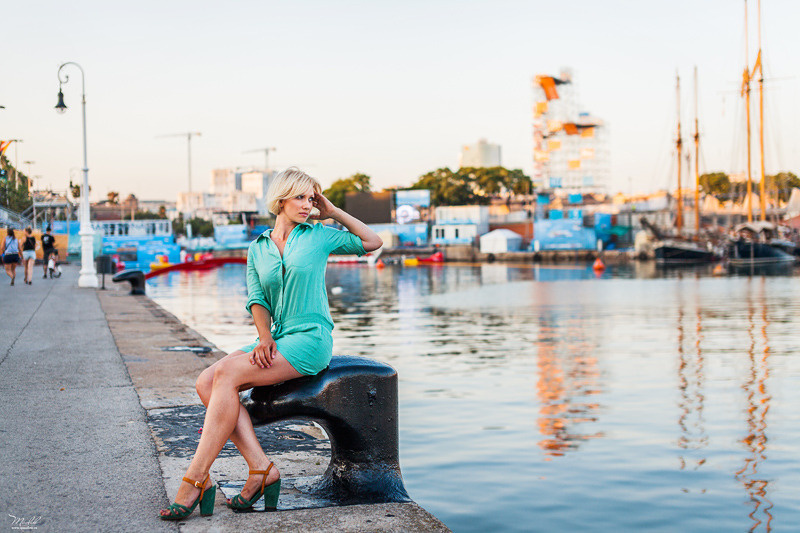 Sesión de fotos de retrato en el Park Güell. Fotógrafo en Barcelona  Maslik Yulia