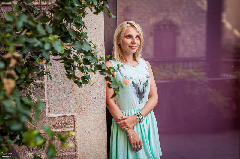 Dziarska rodzinna sesja zdjęciowa w Barcelonie. Fotograf w Barcelonie Hiszpanii Maslik Yulia