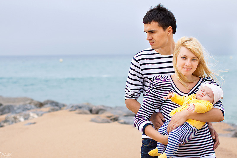 Domowa sesja zdjęciowa dla dzieci w Hiszpanii. Fotograf w Barcelonie Hiszpanii Maslik Yulia