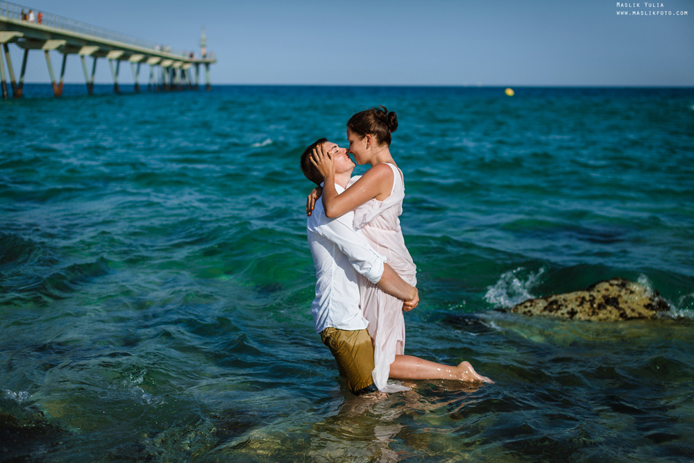 Summer photo shoot in Barcelona. Photographer in Barcelona Spain Maslik Yulia