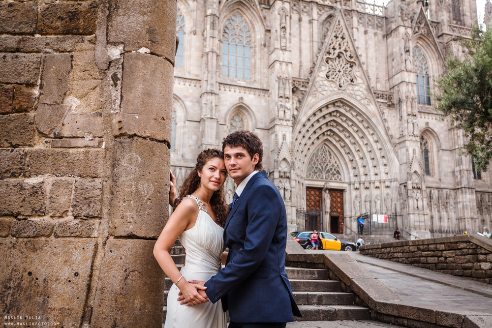Sesión de fotos de boda de playa en España. Fotógrafo en Barcelona  Maslik Yulia