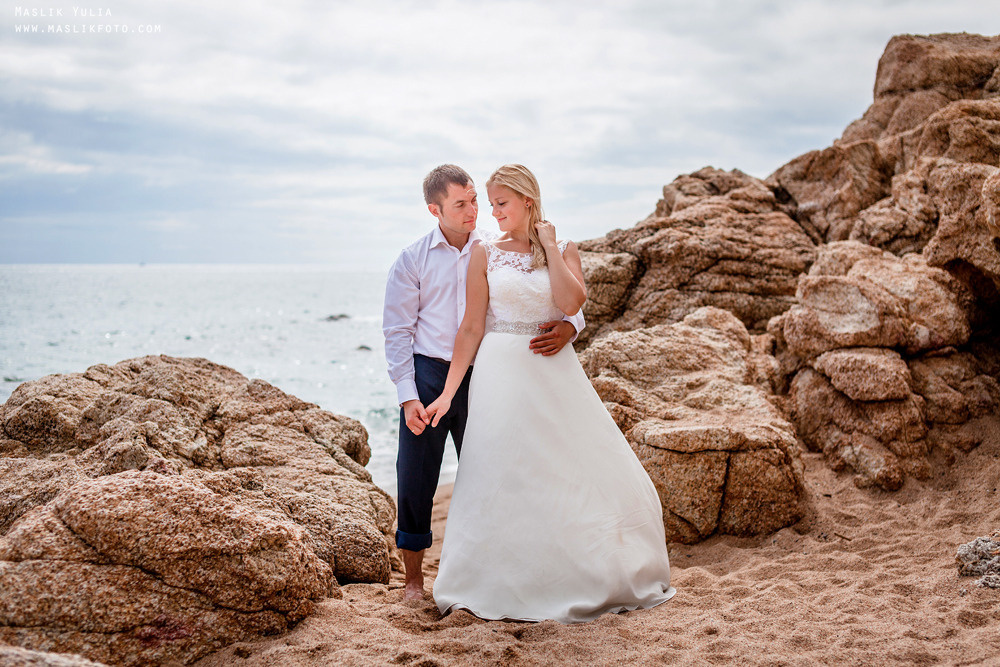 Дождливая фотосессия в Барселоне. Фотограф в Барселоне Испании Маслик Юлия