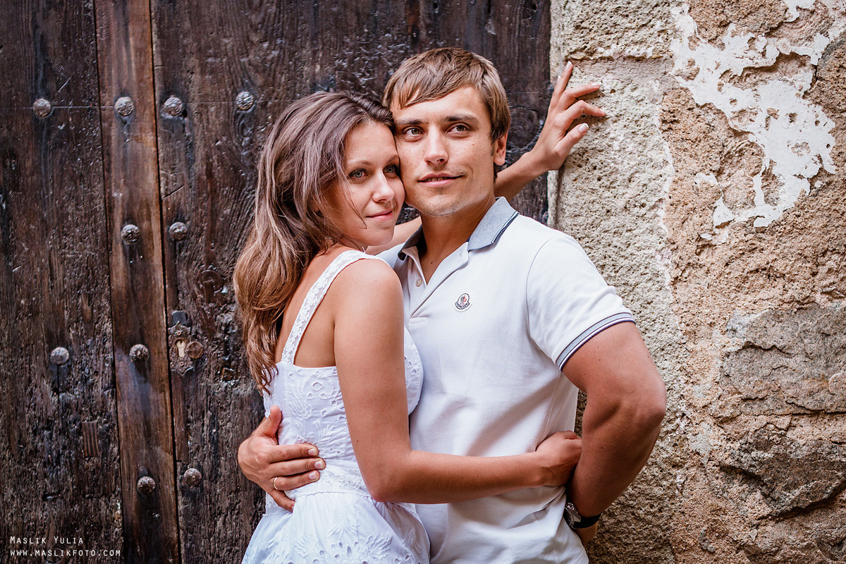 Sea photo session in Tossa de Mar. Photographer in Barcelona Spain Maslik Yulia