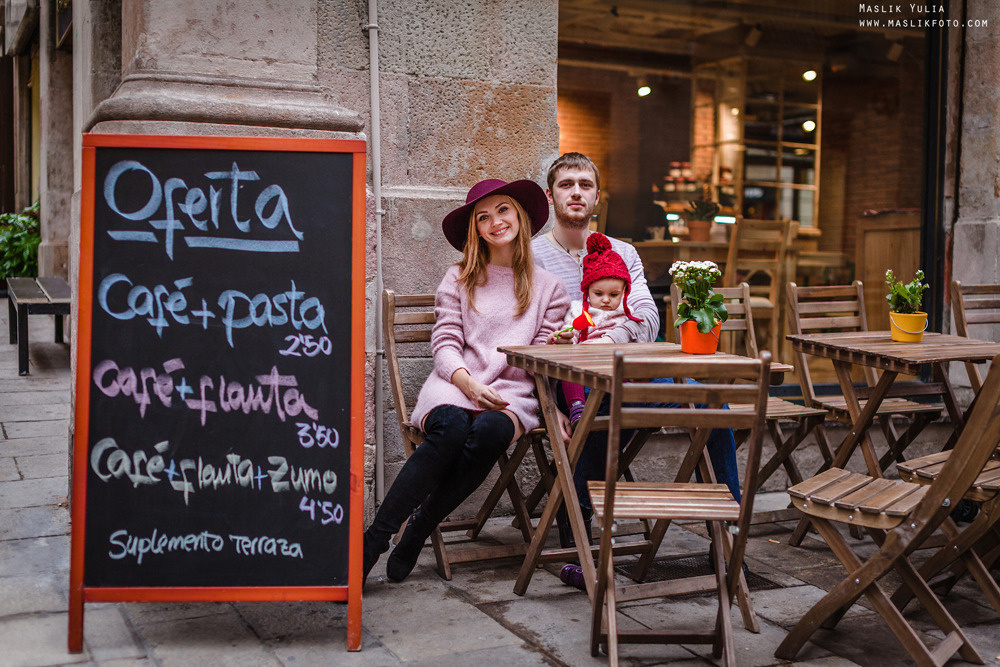 Sesión de fotos de invierno en Barcelona. Fotógrafo en Barcelona  Maslik Yulia