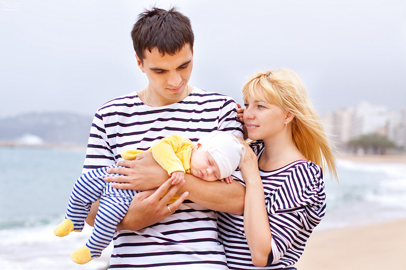 Domowa sesja zdjęciowa dla dzieci w Hiszpanii. Fotograf w Barcelonie Hiszpanii Maslik Yulia