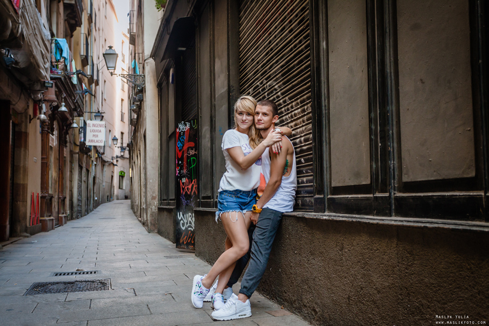 Динамичная фотосессия в Барселоне. Фотограф в Барселоне Испании Маслик Юлия