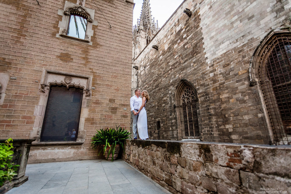 Wieczorna sesja zdjęciowa w Lloret de Mar. Fotograf w Barcelonie Hiszpanii Maslik Yulia