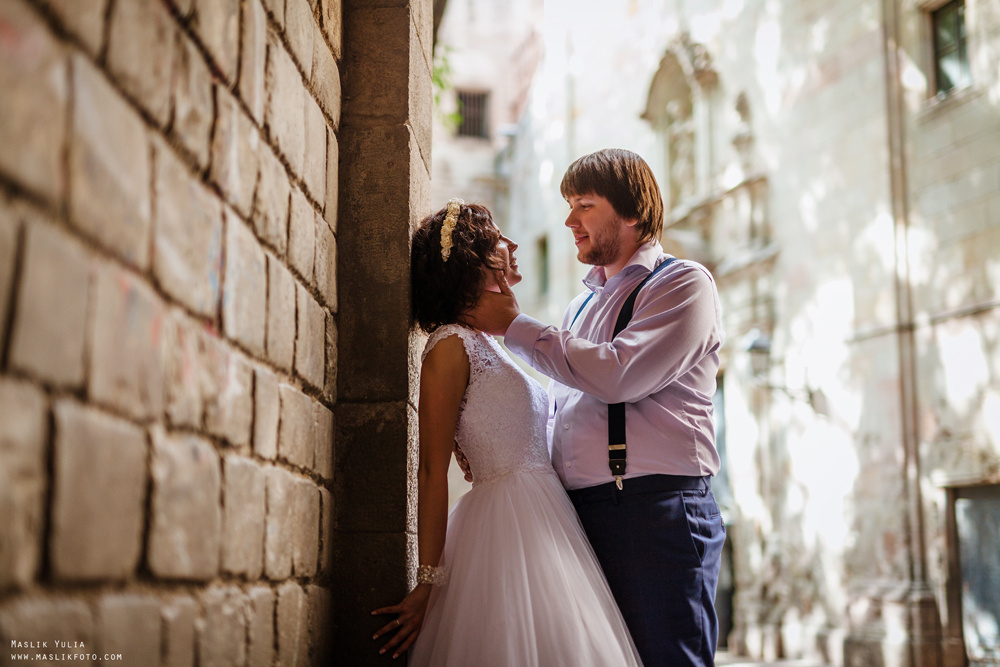 Sesja ślubna w Badalonie, Catalonia. Fotograf w Barcelonie Hiszpanii Maslik Yulia