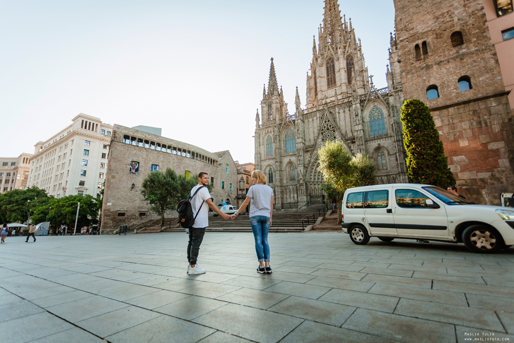 Динамичная фотосессия в Барселоне. Фотограф в Барселоне Испании Маслик Юлия